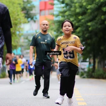 Runner Photo 8974834