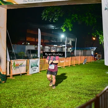 Runner Photo 8974858