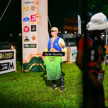 Runner Photo 8974863