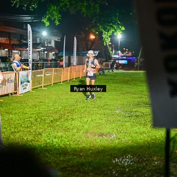 Runner Photo 8974866