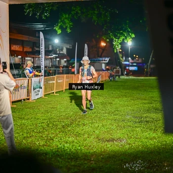 Runner Photo 8974870