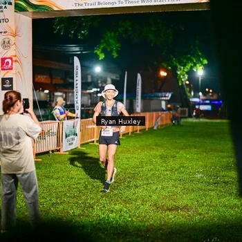Runner Photo 8974878