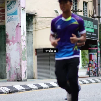 Runner Photo 8974879