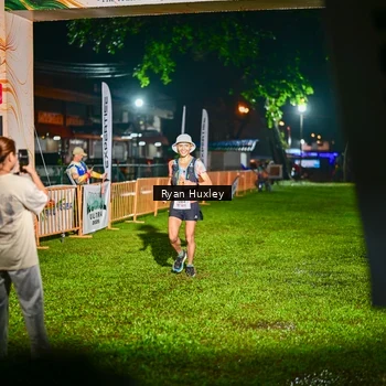 Runner Photo 8974883
