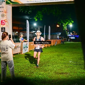 Runner Photo 8974886