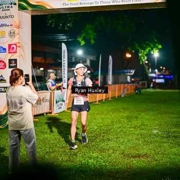 Runner Photo 8974895