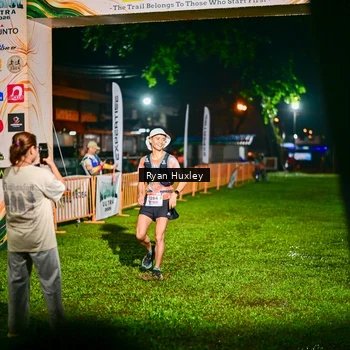 Runner Photo 8974908