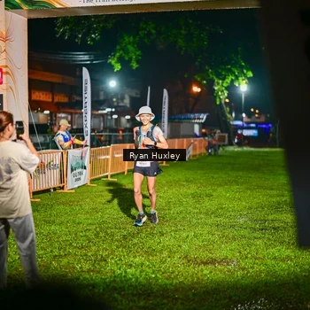 Runner Photo 8974911