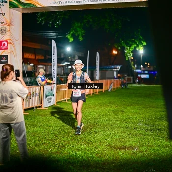 Runner Photo 8974912