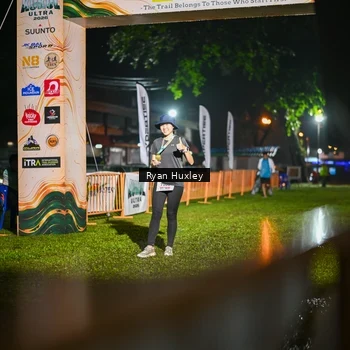 Runner Photo 8975004