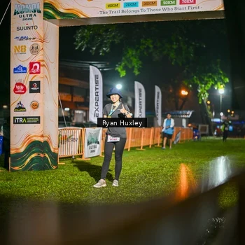 Runner Photo 8975008