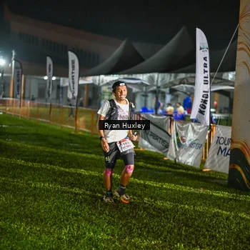 Runner Photo 8975055