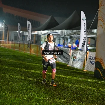 Runner Photo 8975056