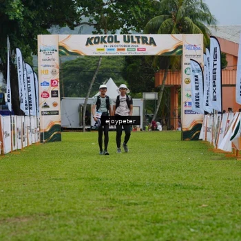 Runner Photo 8975071