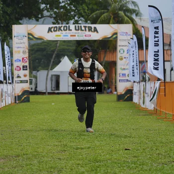 Runner Photo 8975141