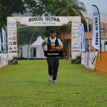 Runner Photo 8975150
