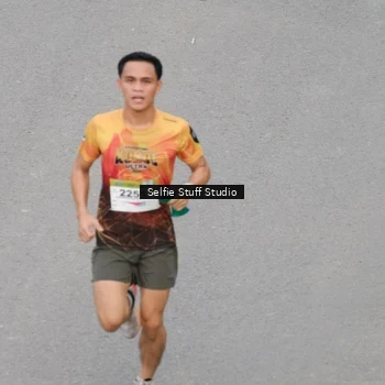 Runner Photo 8975207