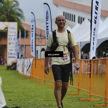 Runner Photo 8975229