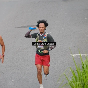 Runner Photo 8975242