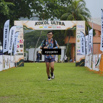 Runner Photo 8975246