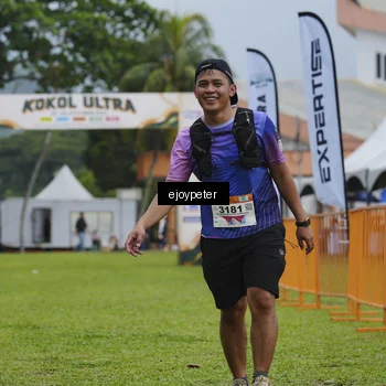 Runner Photo 8975271