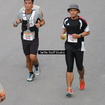 Runner Photo 8975272