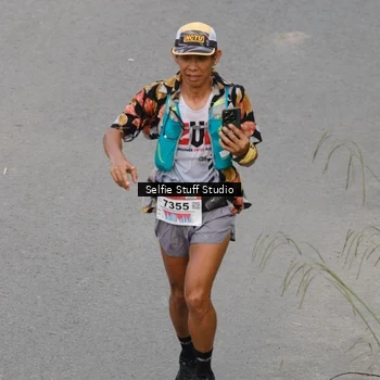Runner Photo 8975273