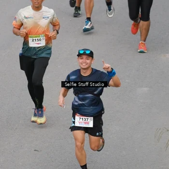 Runner Photo 8975276