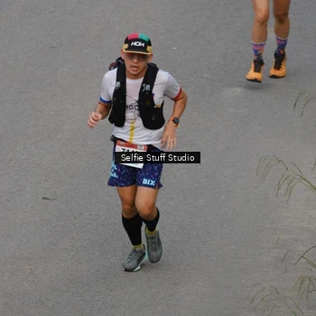 Runner Photo 8975299