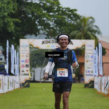 Runner Photo 8975300