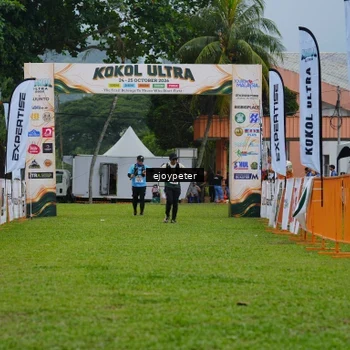 Runner Photo 8975337