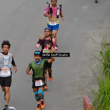 Runner Photo 8975344