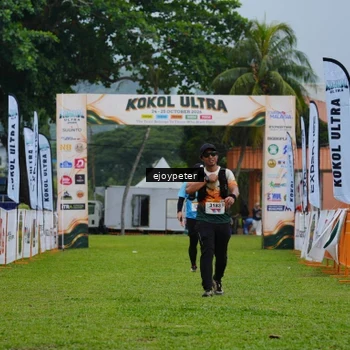 Runner Photo 8975345