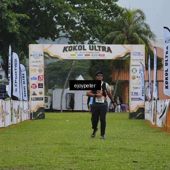 Runner Photo 8975347