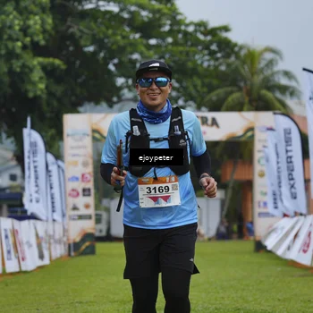 Runner Photo 8975356