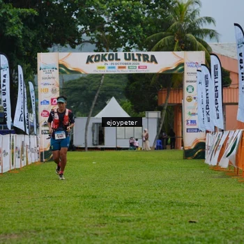 Runner Photo 8975363