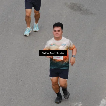 Runner Photo 8975368