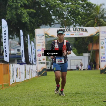 Runner Photo 8975371
