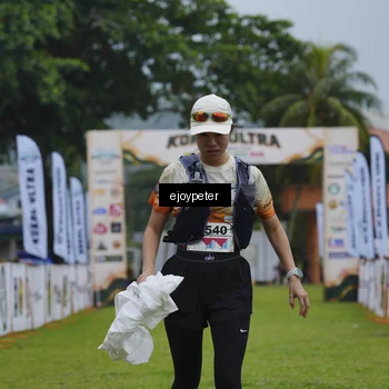 Runner Photo 8975374