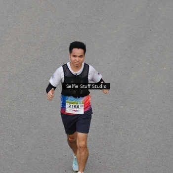 Runner Photo 8975392