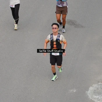 Runner Photo 8975394