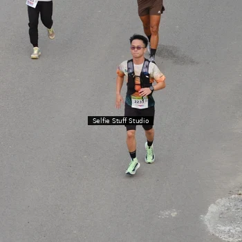 Runner Photo 8975396