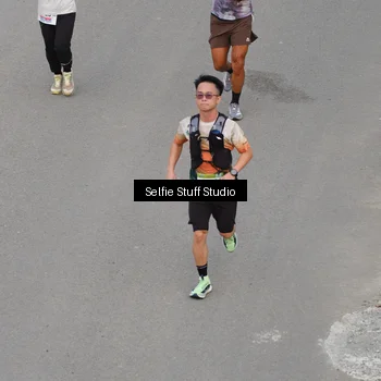 Runner Photo 8975398