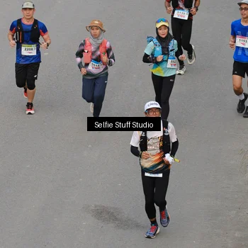 Runner Photo 8975407