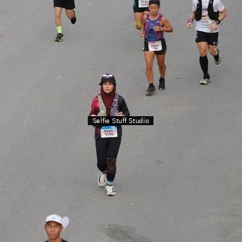 Runner Photo 8975418