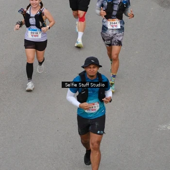 Runner Photo 8975424