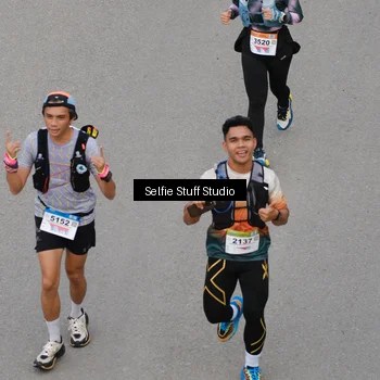 Runner Photo 8975476