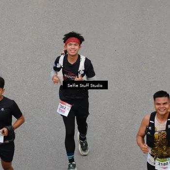 Runner Photo 8975531