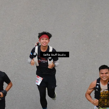 Runner Photo 8975533