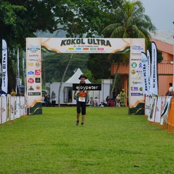 Runner Photo 8975542